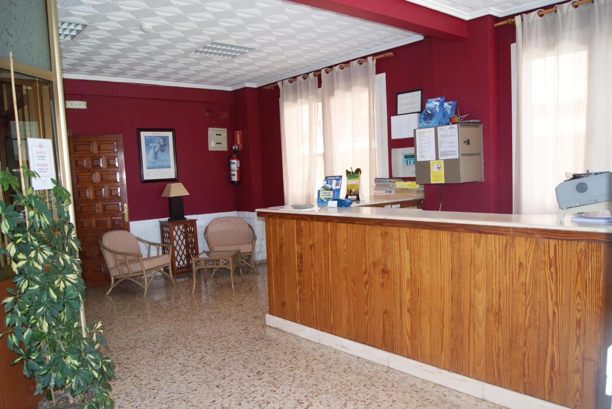 Hostal Moreno Silla Exterior foto